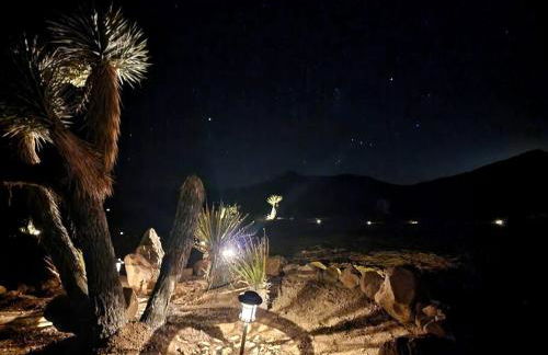 Stunning Tiny House with Picnic Space, Barbecue and Fire Pit in Meadview, Arizona - Foto 68