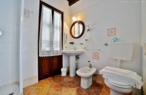 Azienda Agricola Tenuta del Barone - Photo 47