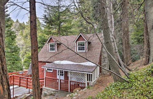 Vintage Snow White Cottage about 2 Miles to Village! - Foto 26