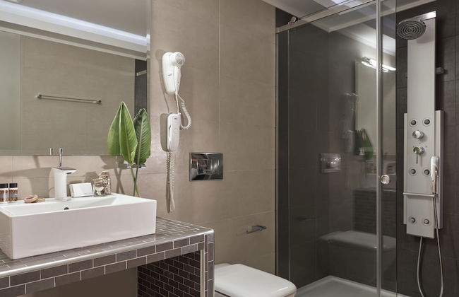 Koukounaria Hotel & Suites - Photo 67