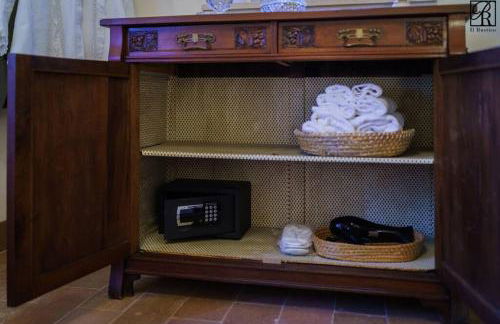 Palazzo Rossi, Historic Boutique Home in Marche - Foto 41