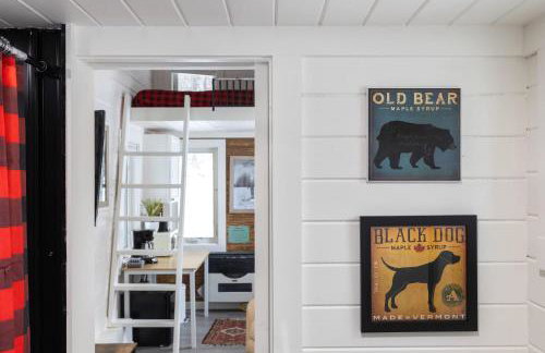 Maple Sugar Shack Tiny House with hot tub & river by Stowe - Foto 29