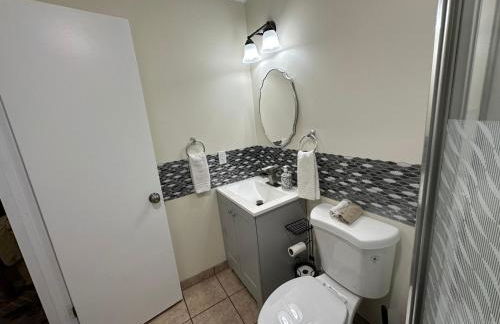 Amazing Duplex Close to airport, downtown - Foto 19