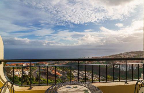 GuestReady - Breathtaking seaview in Caniço - Foto 3