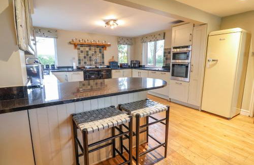 Manor Wood - Photo 17