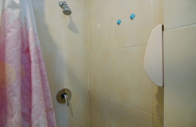 Simple And Comfort Studio Apartment At Mangga Dua Residence - Photo 8