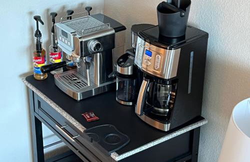 5 Minutes to Disney Free Shuttle King & queen bed - Foto 84