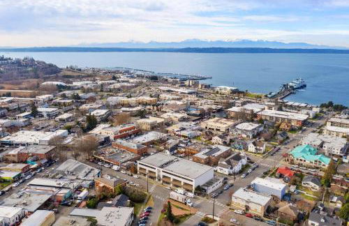 Downtown location Near the Beach Dog Friendly - Photo 66