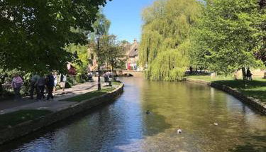 Historic Cotswold Chic Style for UK staycation - Foto 4