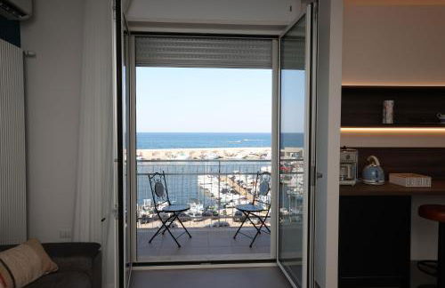 Pier Boutique Apartment - Photo 8