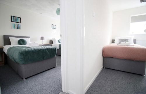 Family Home in the Charming Coastal Town of Barry - Foto 21