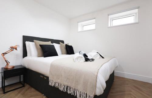 New Lodge Studios with Full Kitchen and Parking - Foto 55