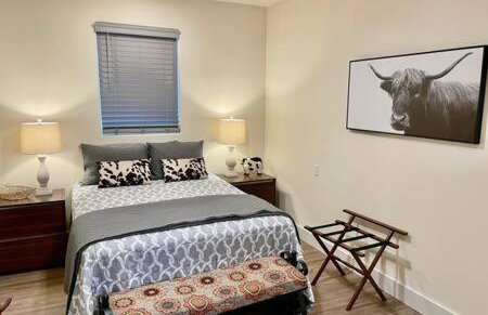 Crazy Cow Private HOT TUB BBQ Sleeps 2 - Foto 1