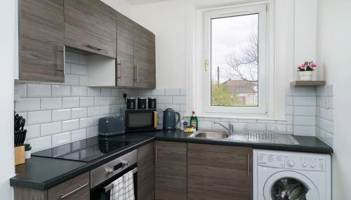 Free Parking - 2 Bedroom Flat-by Holiday Homes - Foto 2