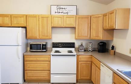 Stylish House Near UF, VA, & Downtown Gainesville - Photo 25