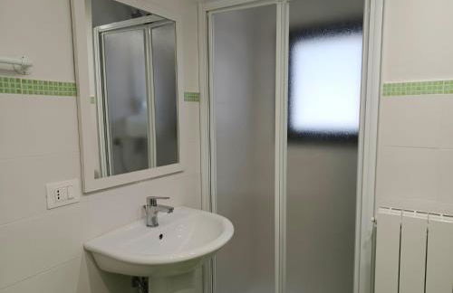 Aetna Silva - Photo 24