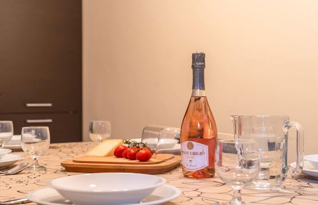 Belvilla by OYO Casa Cristina Meina Centro - Foto 22