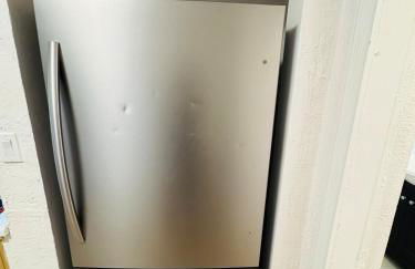 Modern Boho 3BR Duplex Escape with Pool & King Bed Near Beach - Foto 20