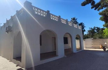 Seaside Villa with Hot Tub, 5mins walk from the sea - Foto 2