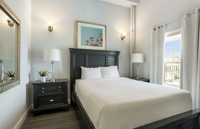 Fully Furnished Condos Near St Charles - Foto 38