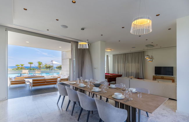 Tranquility Beachfront Villa - Foto 39