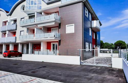 NSM Blumarine Attico con servizio spiaggia - Foto 27