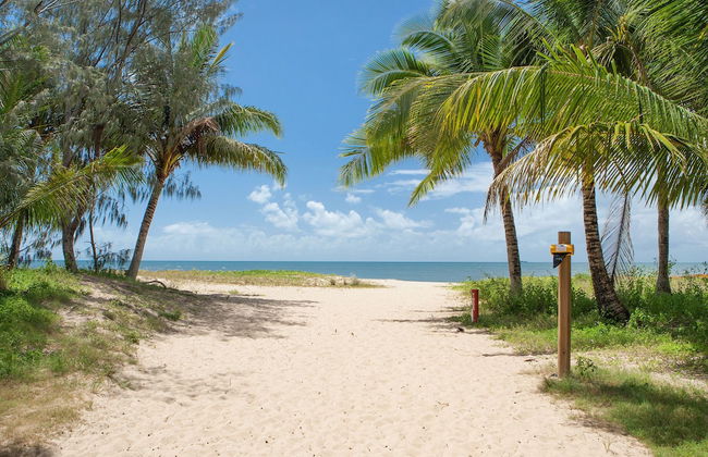 Beachfront Apartment with Ocean Views - Foto 15