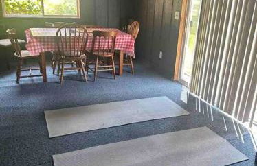 Lake Cabin; Renovated, Flat Lot, Dock, Sandy Beach, Many Games and Lake Toys! - Foto 5