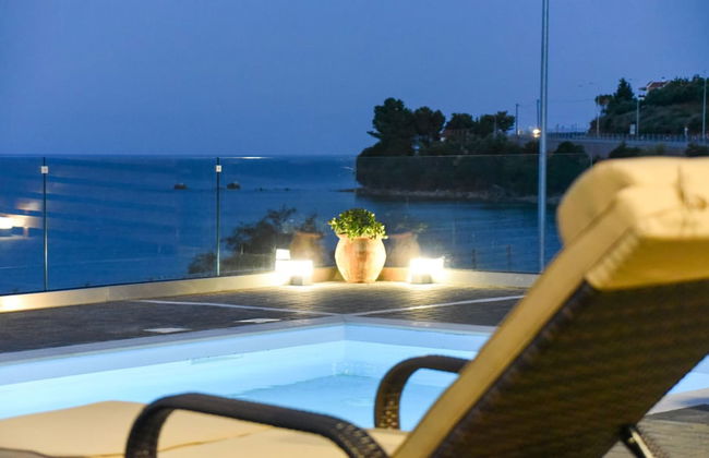 Aurora Luxury Retreat - Beachfront & Private Pool - Foto 23