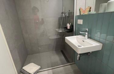 Luxuswohnung in Villa mit fantastischem Blick - Photo 22