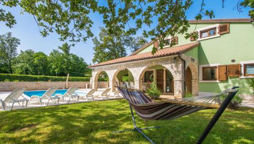 Villa Green House, a warm and beautiful pet friendly villa - Foto 5, Garden, sunbed, Garden view