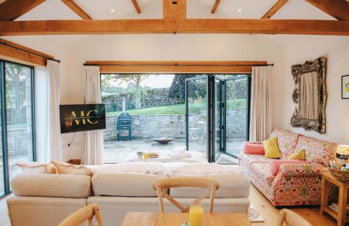 Peaceful Countryside Barn Conversion in the Yorkshire Dales by MCPI Hosting, Perfect for Couples, Small Families & Walkers - Photo 28