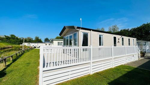 Modern two bedroom caravan with sofabed Sleeps 6 - Foto 4, Garden