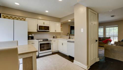 Near Airport and Interstate Houston Area Townhome - Foto 2