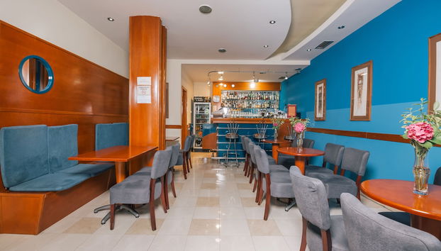 Coin salon dans le hall