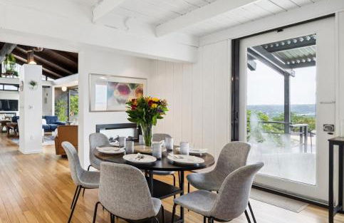 Mt Adams Lookout with Best City View and Parking - Foto 29