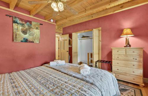 Mountain Escape on 6 acres w Hot Tub & Privacy - Foto 33