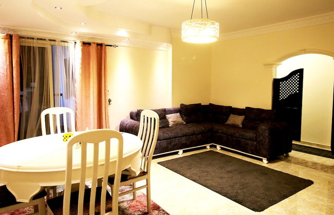 Lovely and Nice 4-bed Apartment in Near Ring Road - Foto 1