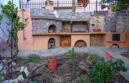 Chrysi's Boutique Traditional guesthouse - Photo 57