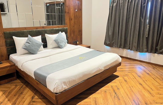 The Saroja Grand Villa Resorts - Photo 10