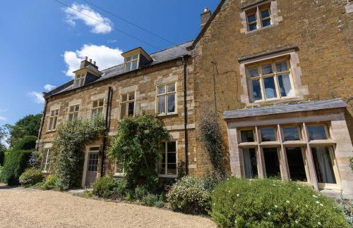 Belvoir Lodge - Sleeps 18 - Belvoir Castle - Photo 2