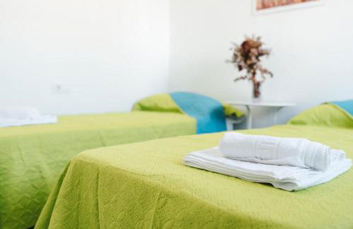 2BR Apartment with Free Parking in Almería City Center - Air Conditioning - Foto 22