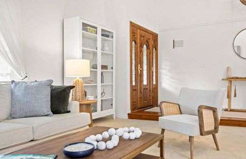 GOODE.HOMES | Luxury Home w/ Beautiful Garden - Foto 45