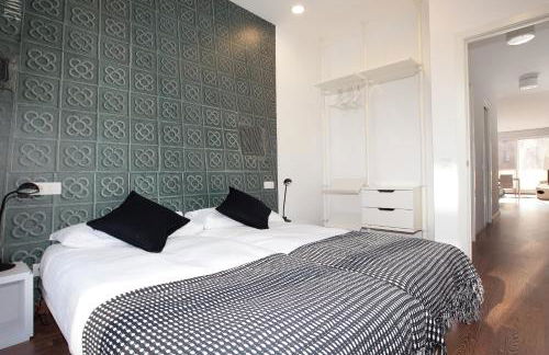 AB Montjuic - Foto 59