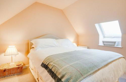 Charming Coach House Retreat Near Sherborne Abbey - Foto 9