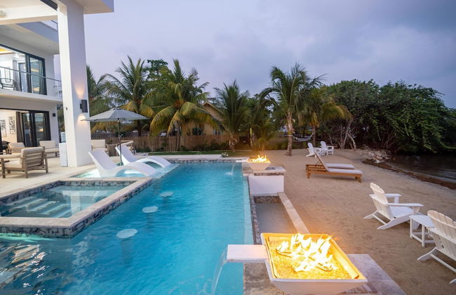 Spacious 4-bed Villa in Placencia Village w Pool - Foto 34