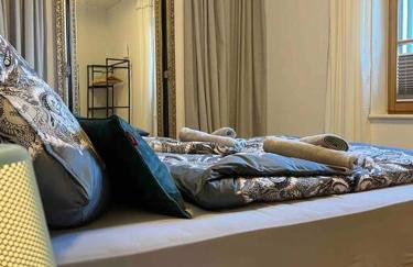 4YOUnic Glonn1 * Boxspring * Jacuzzi * Netflix*65“ - Foto 24