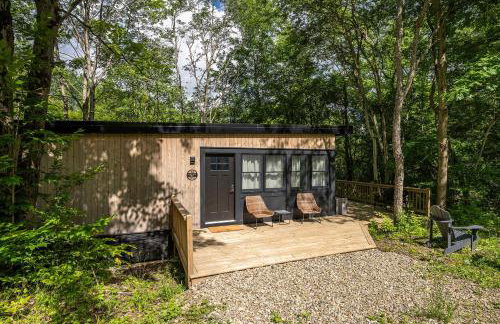 Modern Tiny Home Wraparound Deck - Foto 27