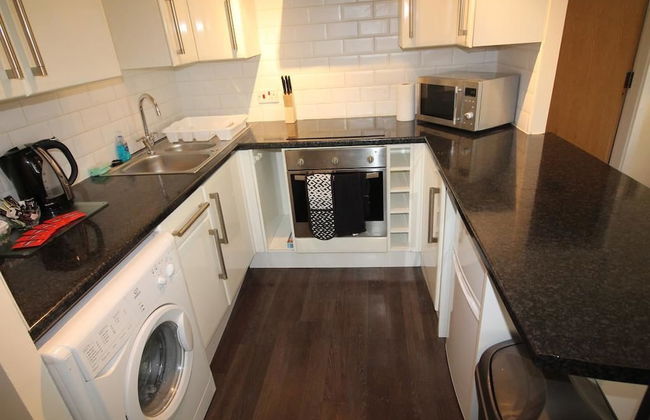 1 Bed Apartment - Foto 6