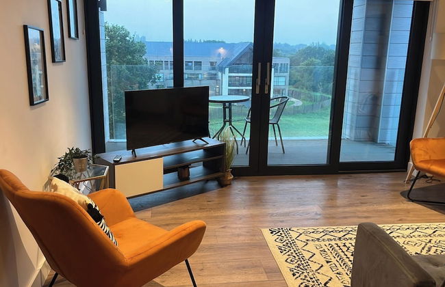 Balcony View Apartment- Sleeps 5 & Private Parking - Foto 1